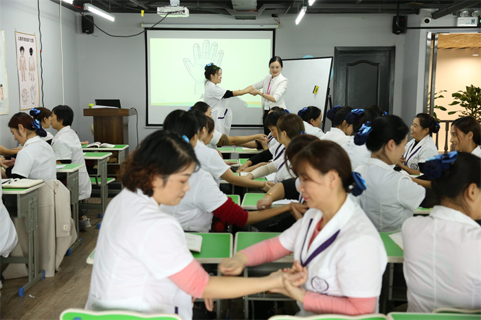 1658224013757599.jpg 培訓 (4).jpg