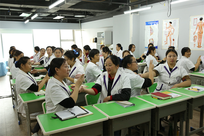 1658915634974543.jpg 培訓(xùn) (3).jpg